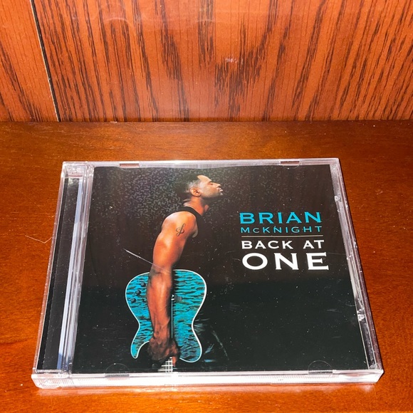 Brian McKnight’s CD “Back At One” is his 5th Studio Album, Released Sept, 1999 - Picture 2 of 5